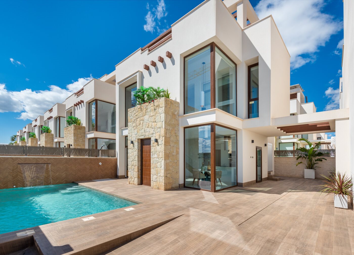 Key-Ready Pool Villa – villa with private pool