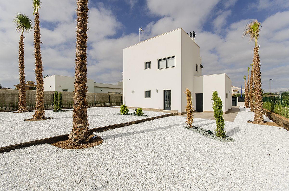 New-build villa with pool and roof terrace in Orihuela Costa – photo 5
