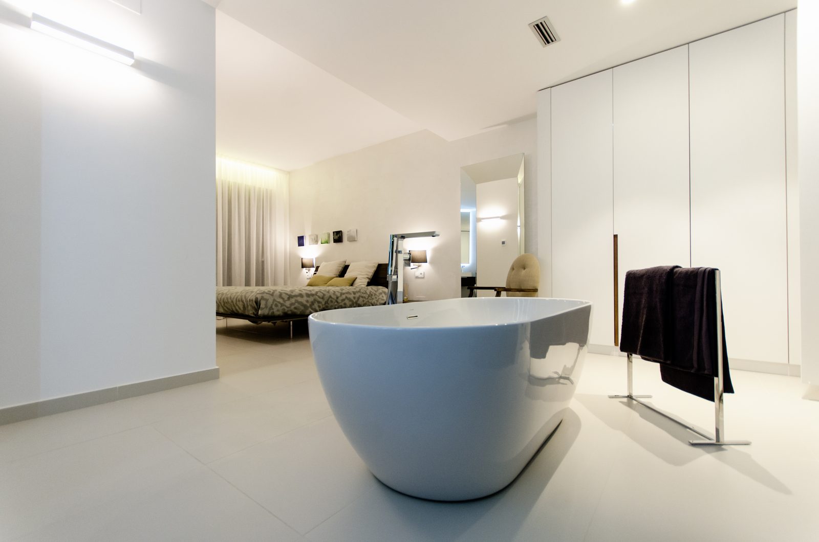 New-build villa with four bedrooms, pool and spa bathroom in San Miguel de Salinas – photo 11