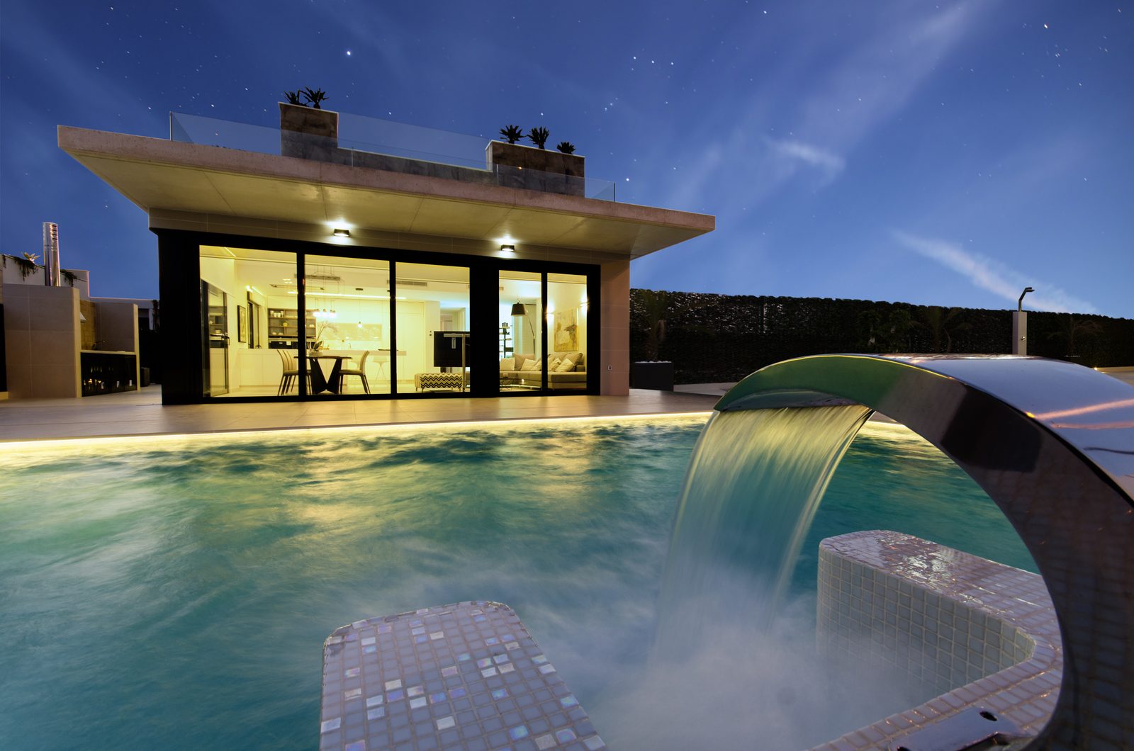 New-build villa with four bedrooms, pool and spa bathroom in San Miguel de Salinas – photo 2