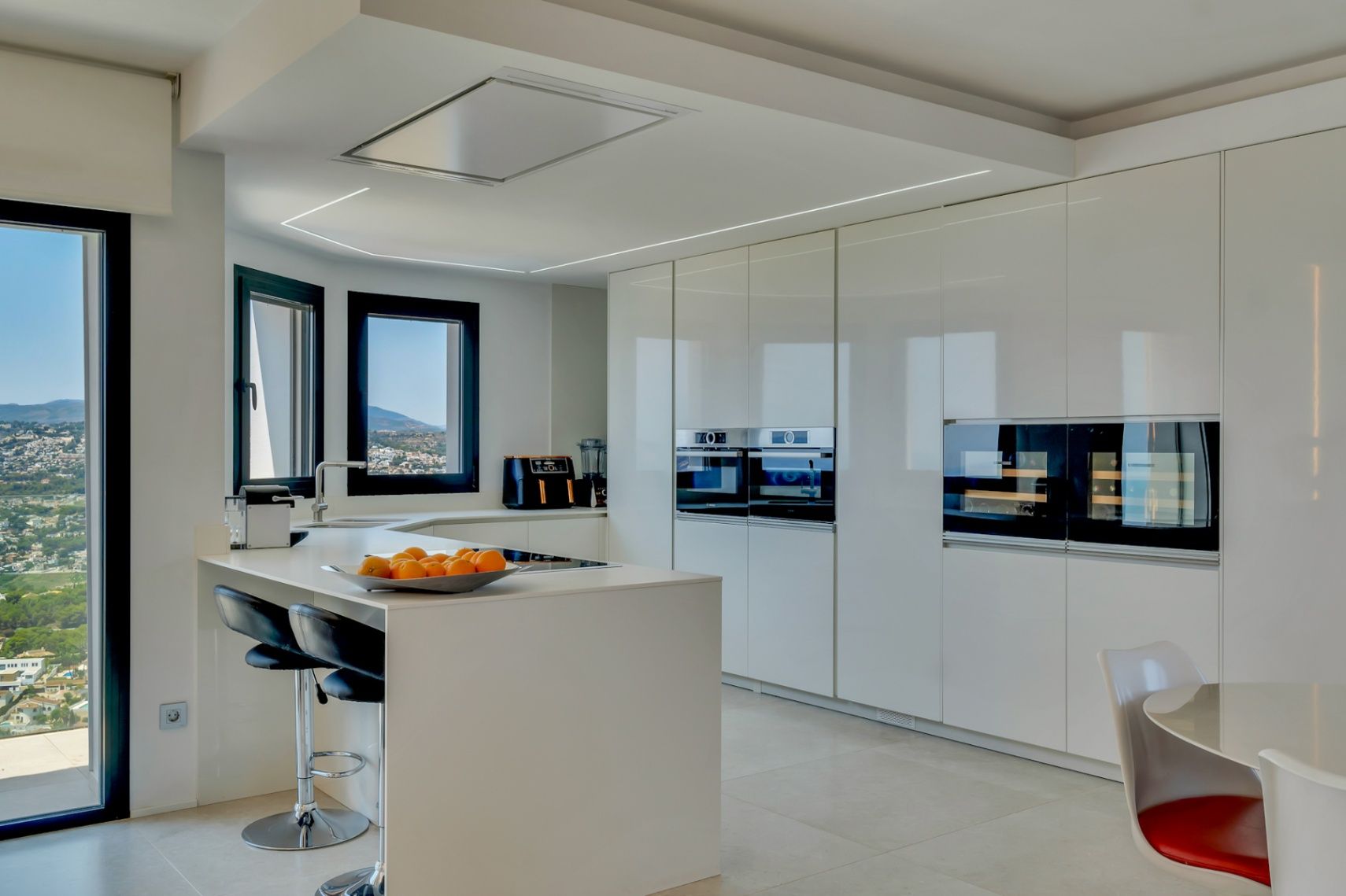 Vollständig renovierte Villa mit Südwest-Ausrichtung – Foto 6