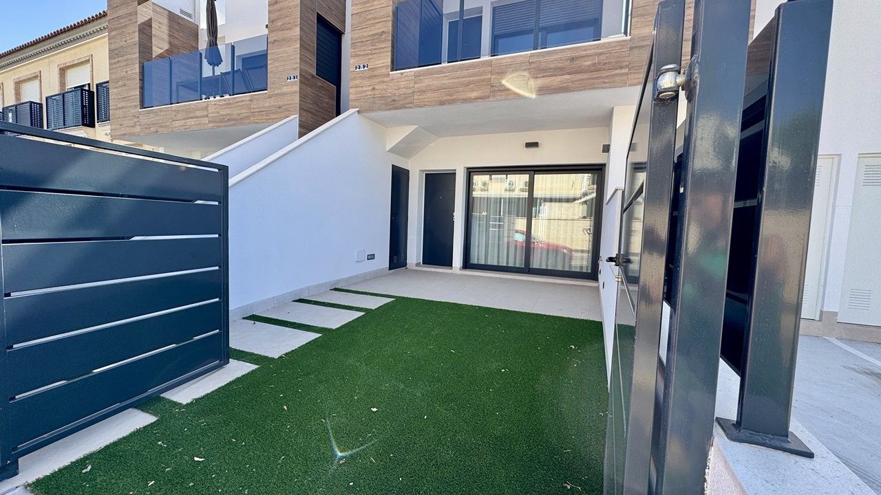 New-build bungalows with solarium – photo 5